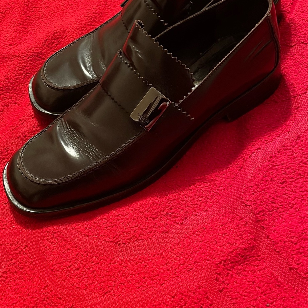 Shoes - Picture 4 of 7